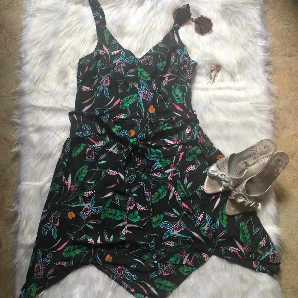 NWT Tropical Print Summer Dress Black Large with Tie Empire Waist